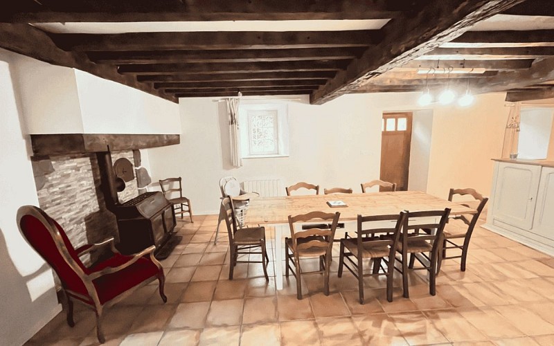 Salle à manger cheminée Maison Hastoy Soule Pays Basque