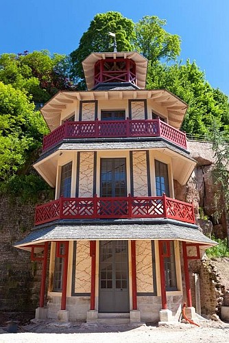 DER CHINESISCHE TURM