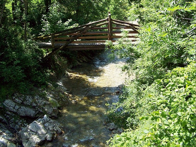 Aire Naturelle de Camping Le Moulin du Rivet