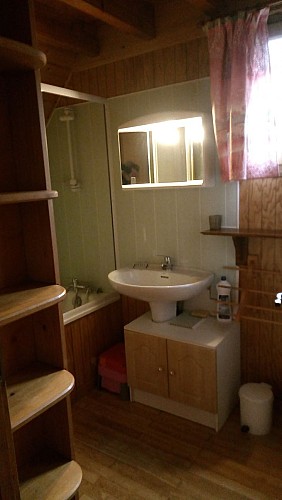 Chalet Mougious