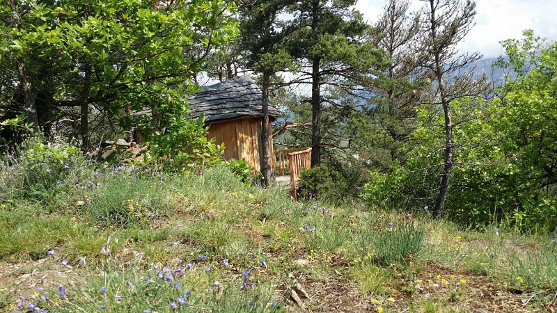 Les Taudons Tree House