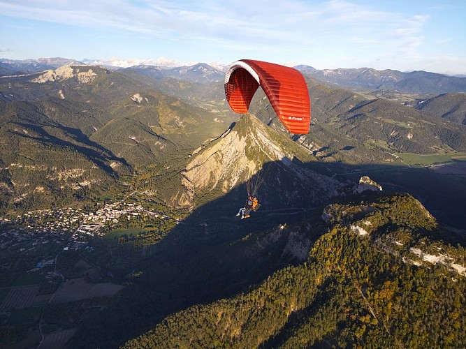 Paragliding with Air Element