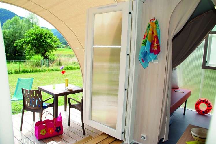 Coco Sweets and Safari Tents at Champ la Chèvre Campsite
