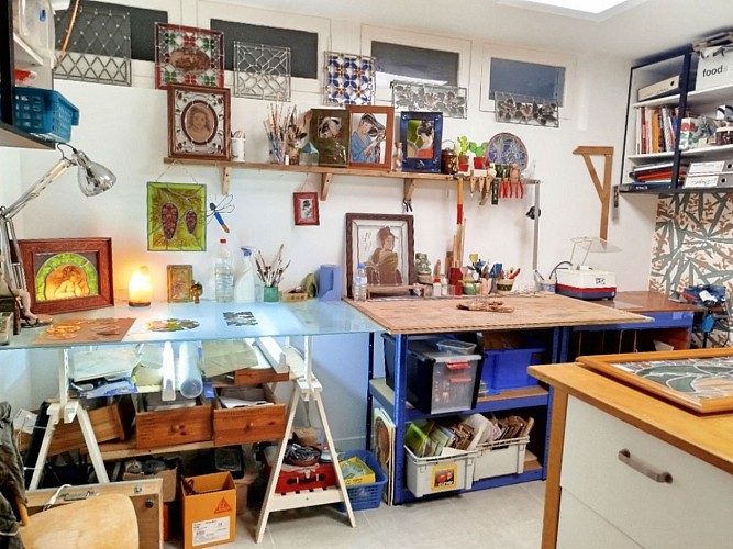 Terres en lumière - ceramics and stained glass