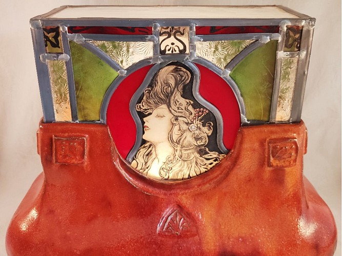 Terres en lumière - ceramics and stained glass