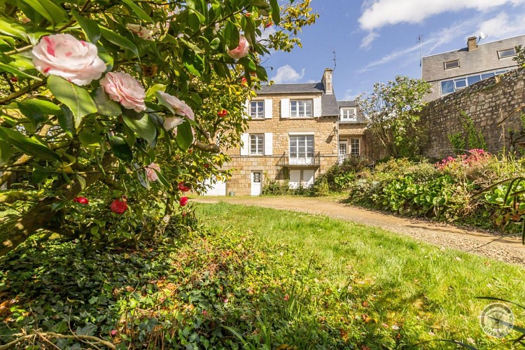 Gîtes de France G1300 : Le Domaine de l'Yeuse