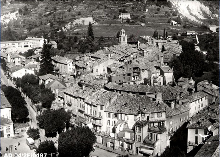 Vue d'Annot en 1960
