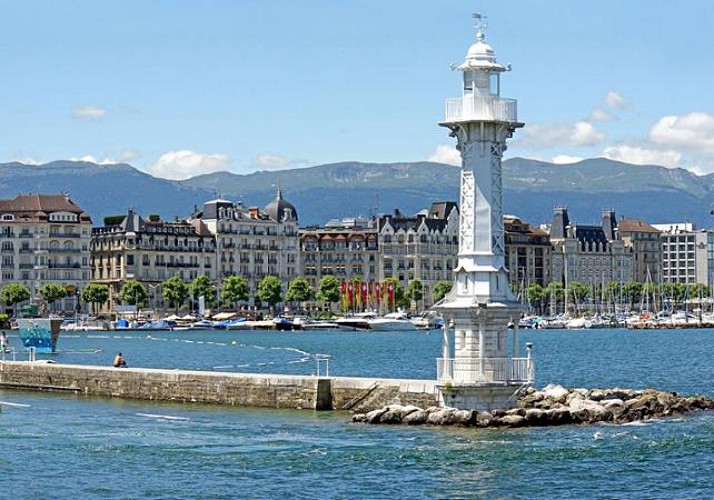 Geneva City Tour By Bus, Foot and Mini-Train