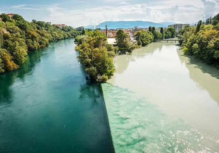 Geneva City Tour By Bus, Foot and Mini-Train