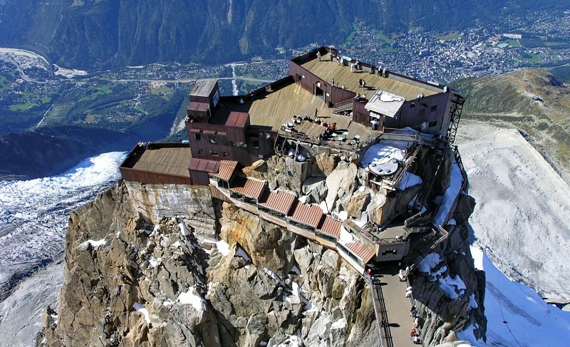 Journée à Chamonix- Mont Blanc : Billets Aiguille du Midi et Mer de Glace inclus - au départ de Genève