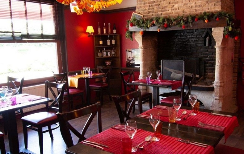 Salle du restaurant La Corne d'Abondance, Bourgtheroulde © JC. Delisle