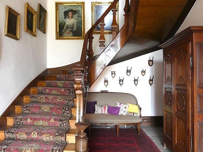 Chateau de Hieville Hall