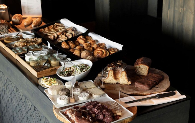 Table 48° Nord - NYD