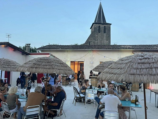 Restaurant-Guinguette-de-l-Isle-Montpon-terrasse-vallee-isle-perigord