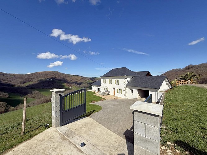 -roquiague-emeki-pyrenees-pays-basque--ref--G1320953