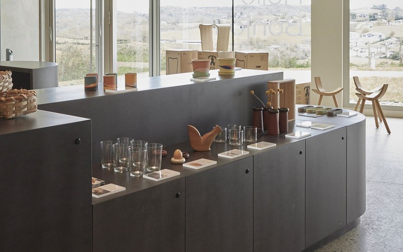 Alki_ShowRoom_28b (1)