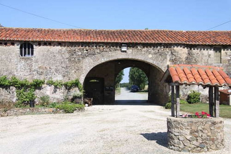 Porche du Logis de la Baudonnière (privé)