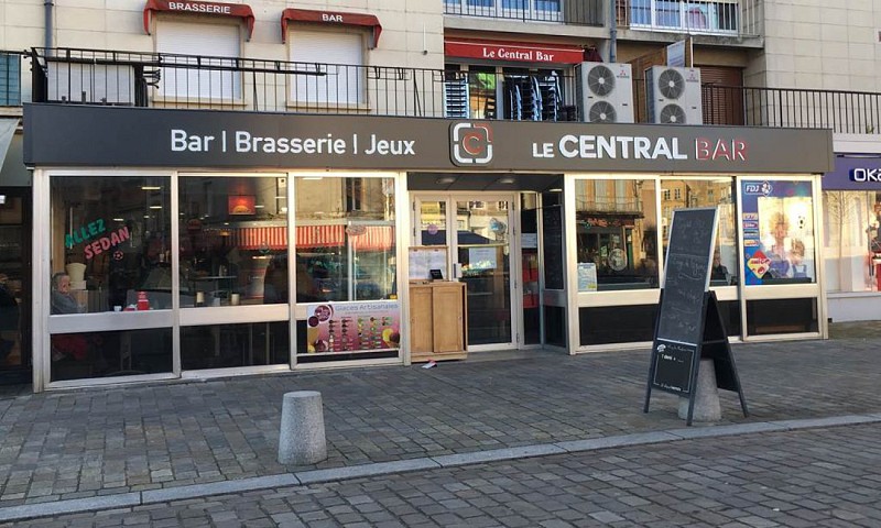 Restaurant "Le Central Bar"