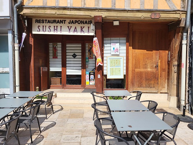 Sushi Yaki restaurant - OG.jpg