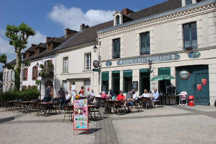 Le Café d'Hautvillers