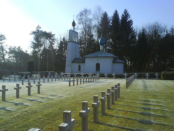 Chapelle orthodoxe et cimetière russe