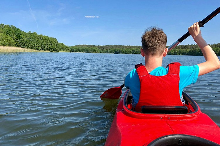 slide-canoe-01-1