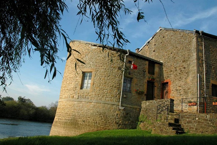 Musée du vieux Warcq et de la tour de l'eau