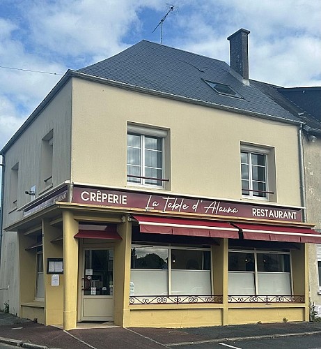 restaurant-table-alauna-picauville-8