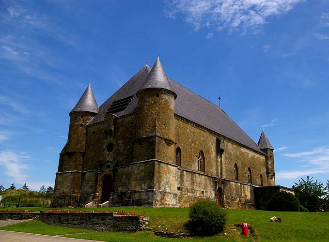 Église fortifiée de St-Juvin