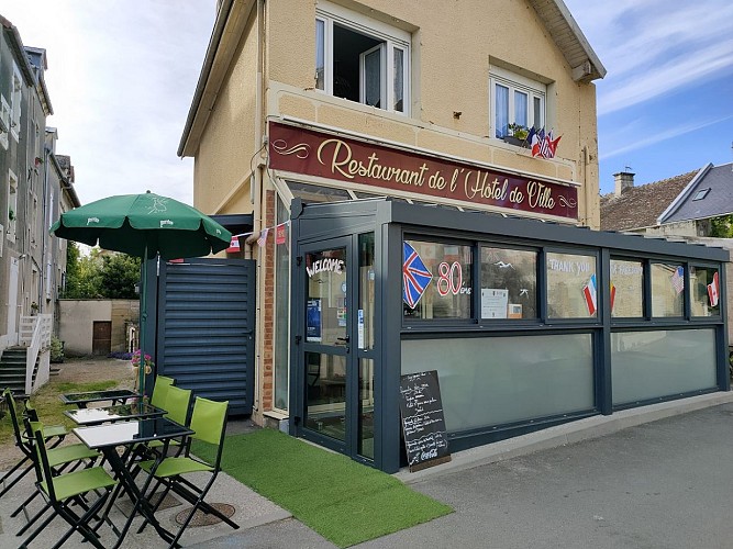 restaurant-de-l-hotel-de-ville-lion-8