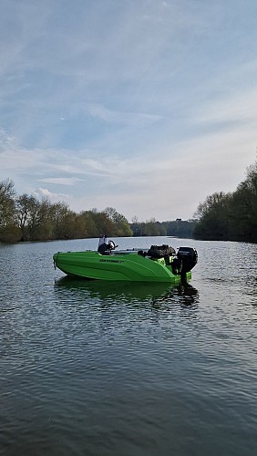 Location de bateau sans permis avec Anjou Nautic - Le Lion d'Angers