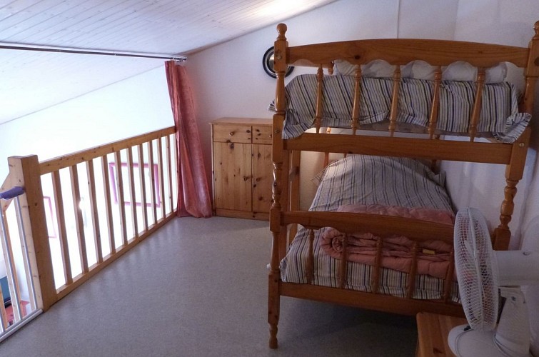 Maisonnette pour 4 couchages, à 450m de la Plage !