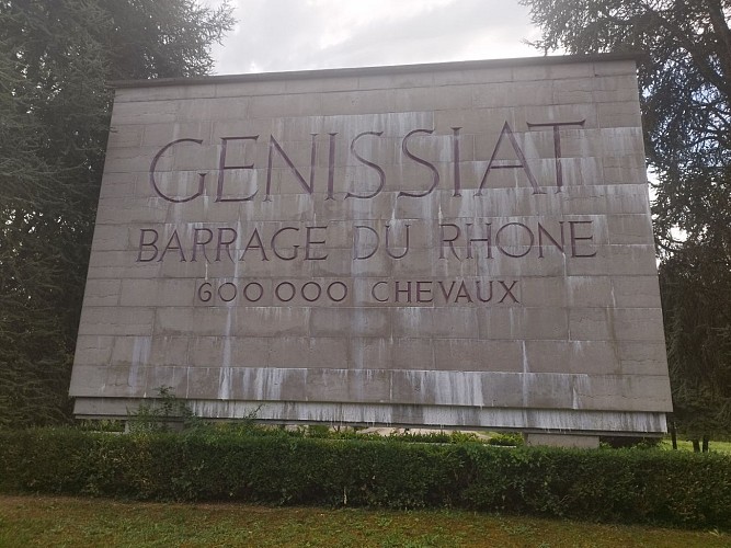 Le barrage de Génissiat
