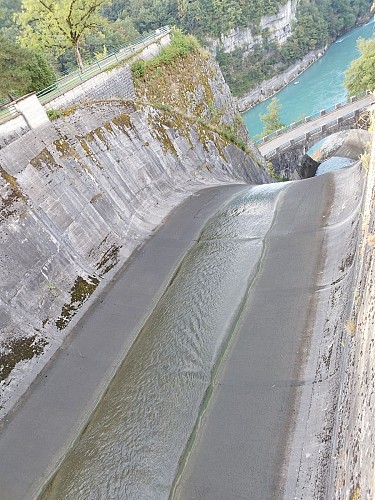 Le barrage de Génissiat