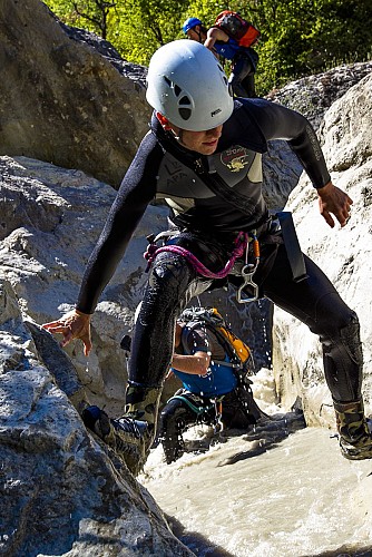 6-, 8-, 13- and 15-day Color Natiure - Vertical' Summer camps