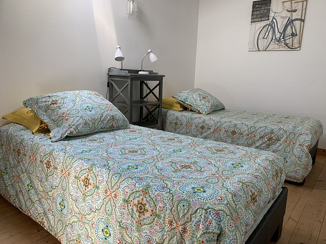 7 CHAMBRE 2