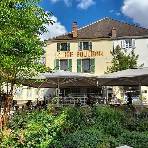 Façade et Terrasse