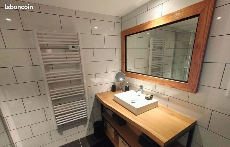 Salle d'eau vasque La lolina