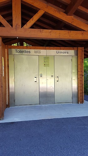 Toilettes publiques Lormay