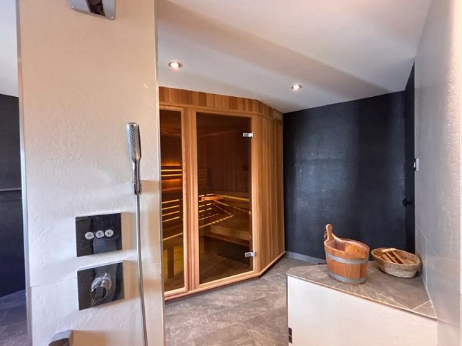 Maison 10 personnes - Liquidambar - Tout compris avec sauna et salle de jeux