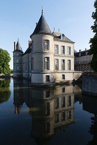 SCHLOSS IN HAROUE