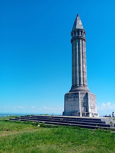 BARRES DENKMAL
