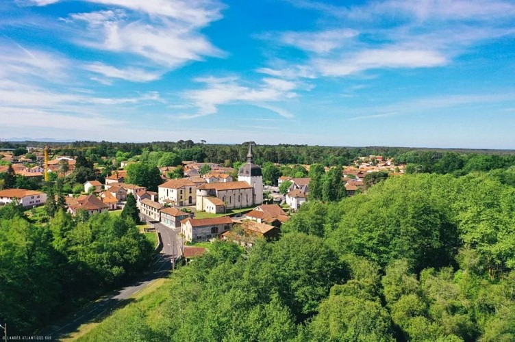 village_magescq_drone