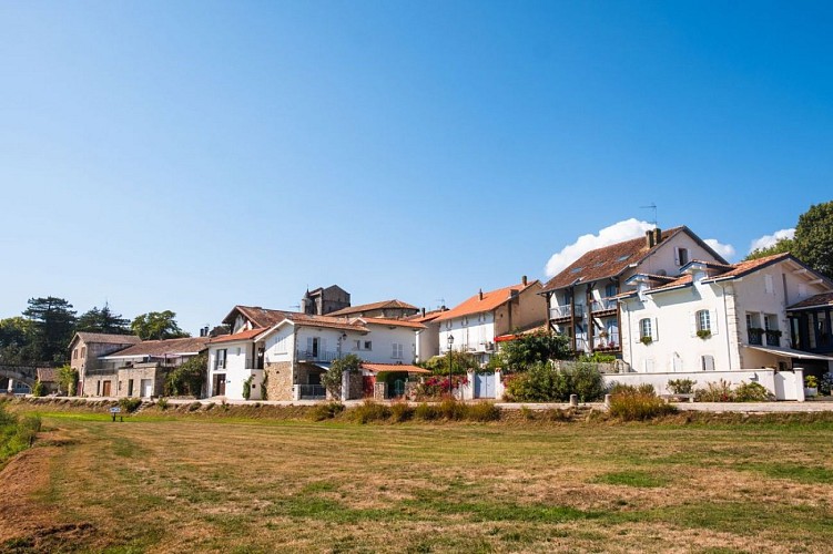 Saubusse-maisons-adour