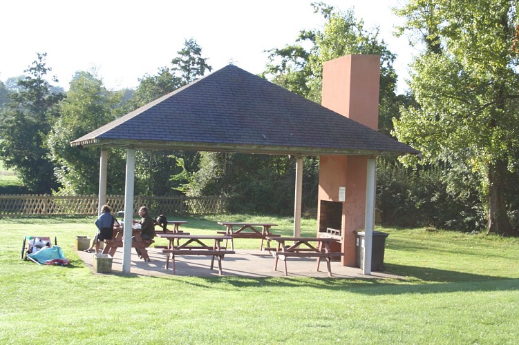 Aire de Camping-cars de Saint-Jean-sur-Mayenne