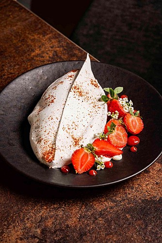 Pavlova aux fruits de saison