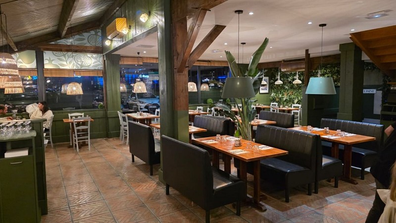 Restaurant Louise - lescar - salle 2