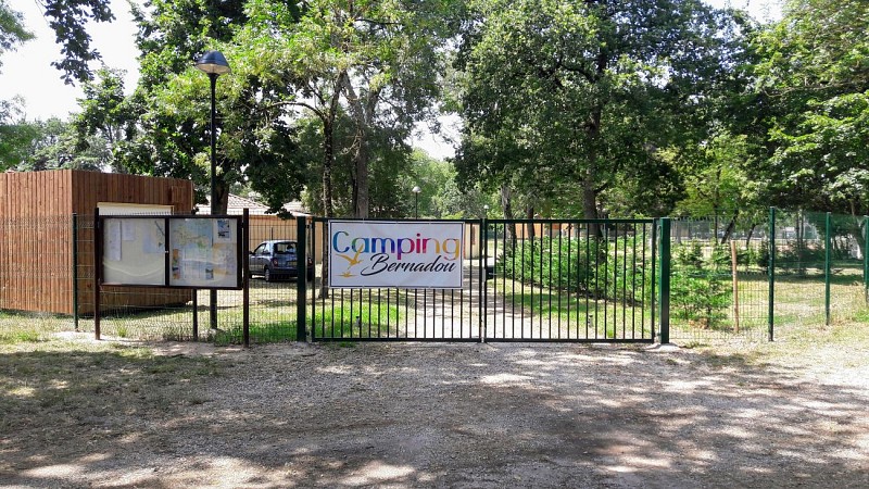 Entrée camping Bernadou