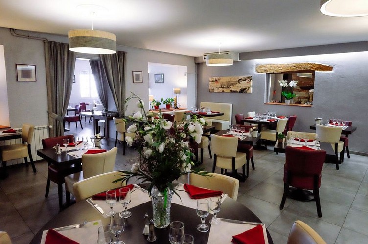 restaurant-1