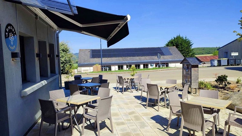 La terrasse du restaurant Le Grand Pas | Lannédern